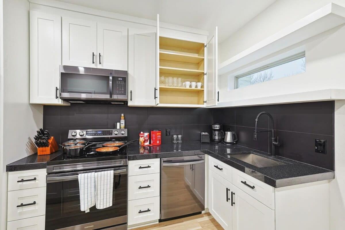 New 2B Townhome Near At&T Global Life 6Flag Arlington Dış mekan fotoğraf