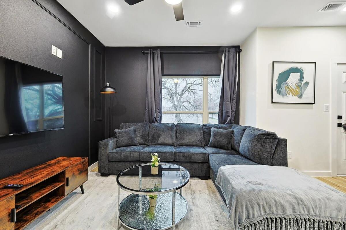 New 2B Townhome Near At&T Global Life 6Flag Arlington Dış mekan fotoğraf