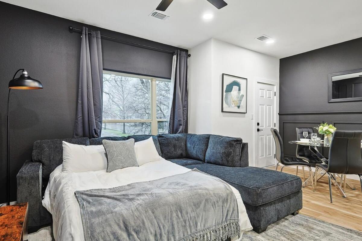 New 2B Townhome Near At&T Global Life 6Flag Arlington Dış mekan fotoğraf